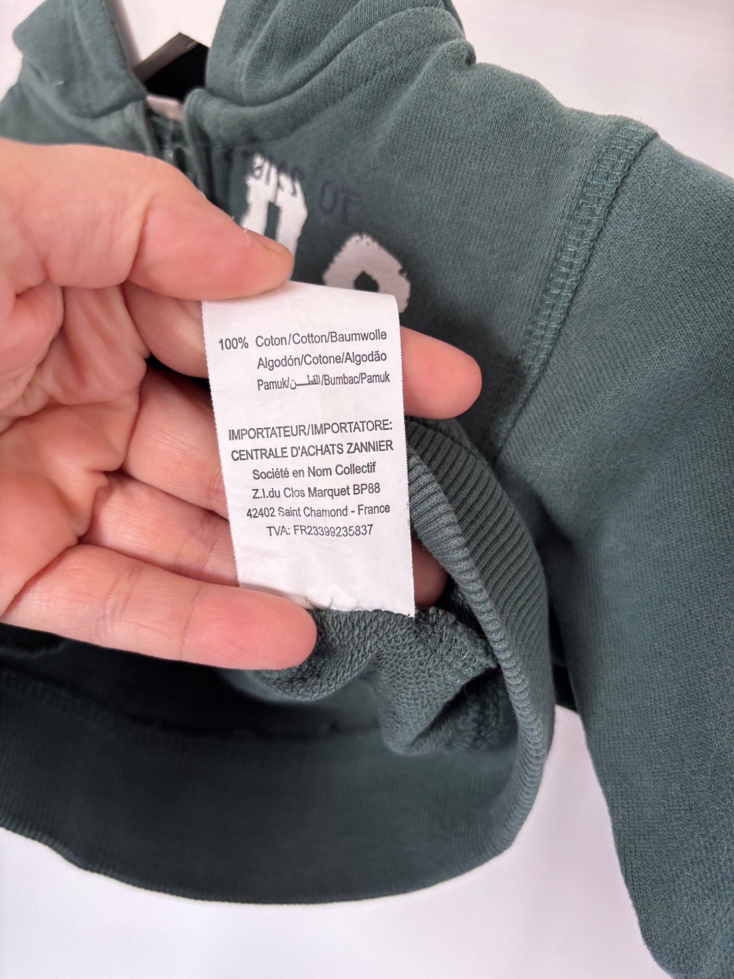 Groene vest met capuchon