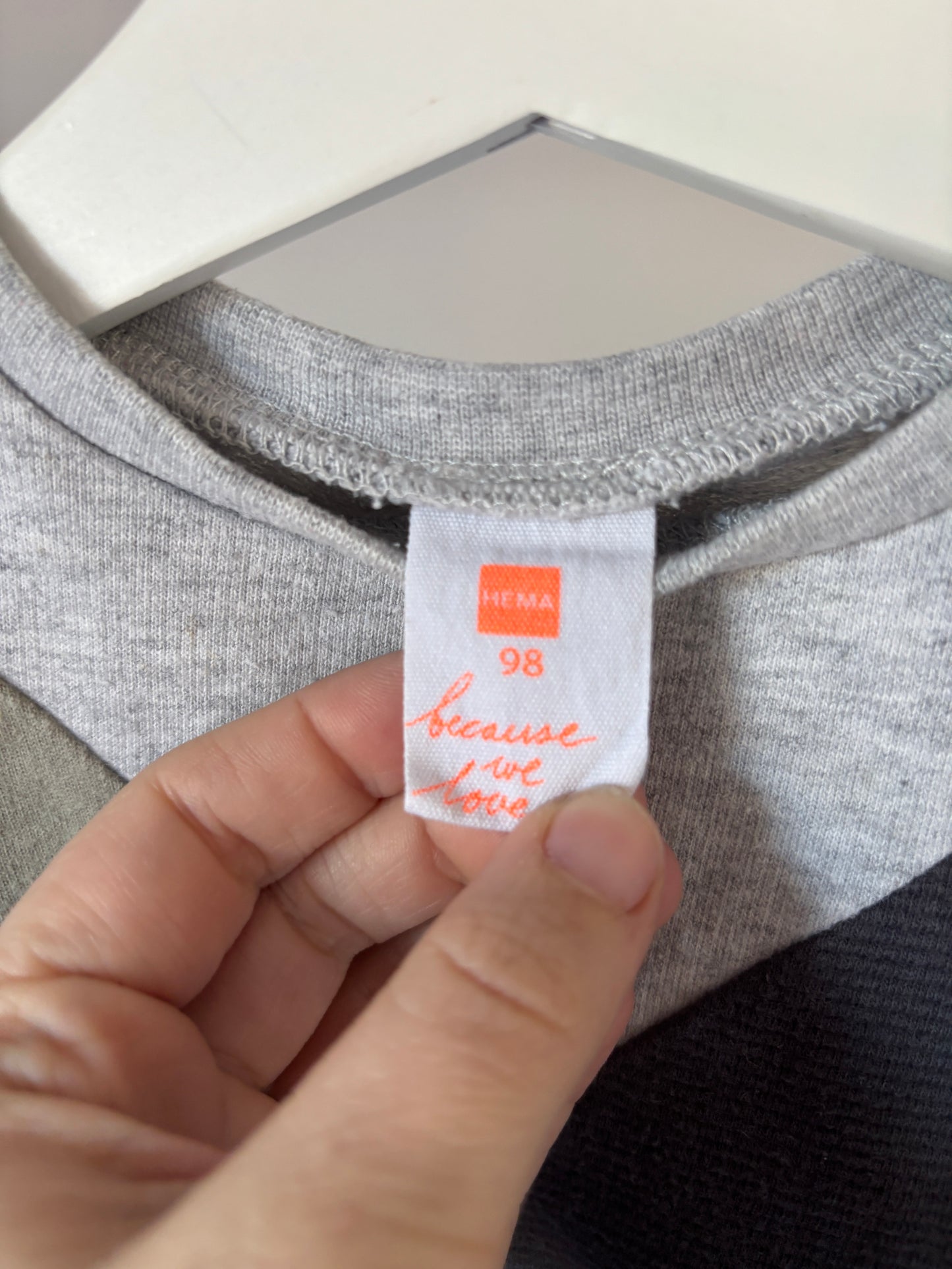 Hema sweater 98 - zeer goede staat 💸