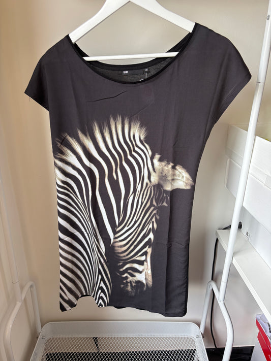 Zwarte jurk met zebra