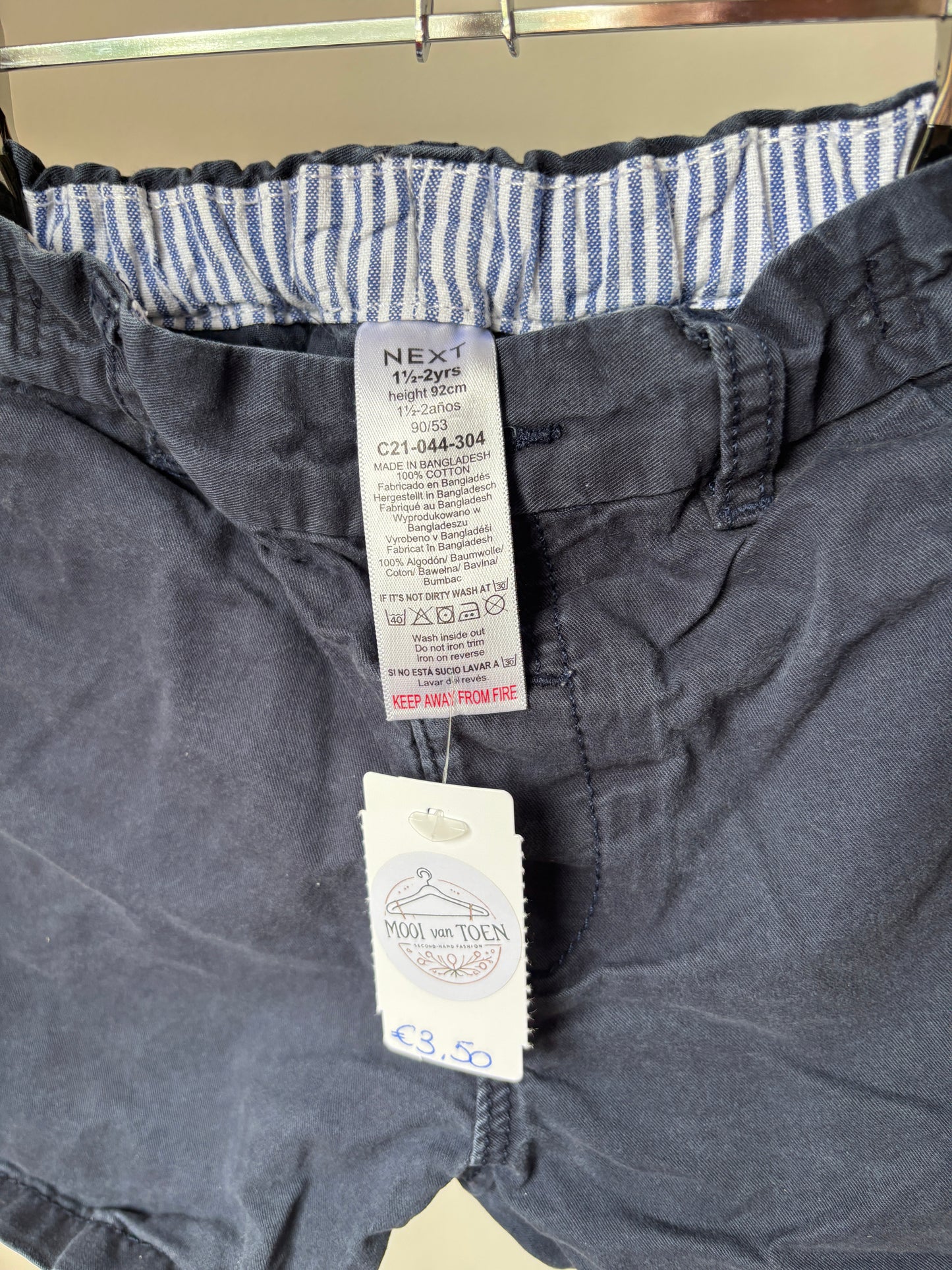 Marineblauwe bermuda