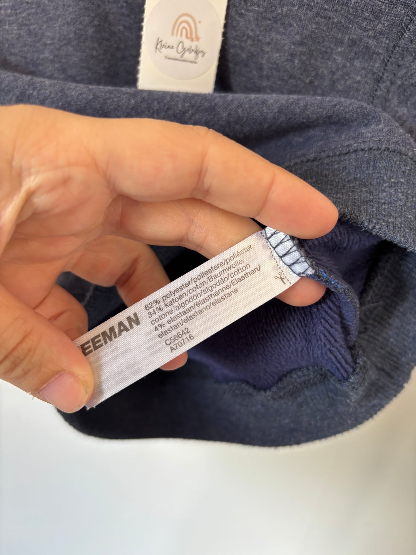 Blauwgrijze sweater met raket