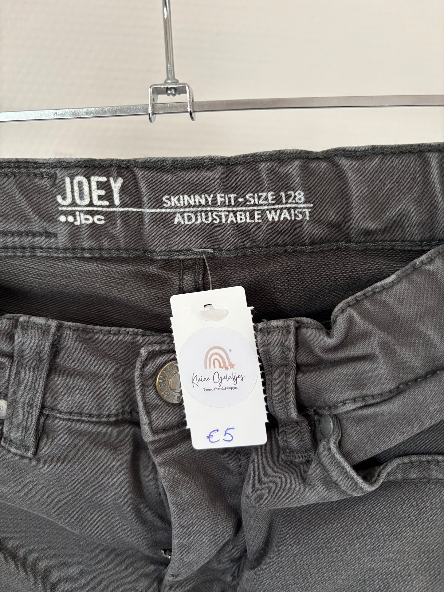 Donkergrijze jeansbroek