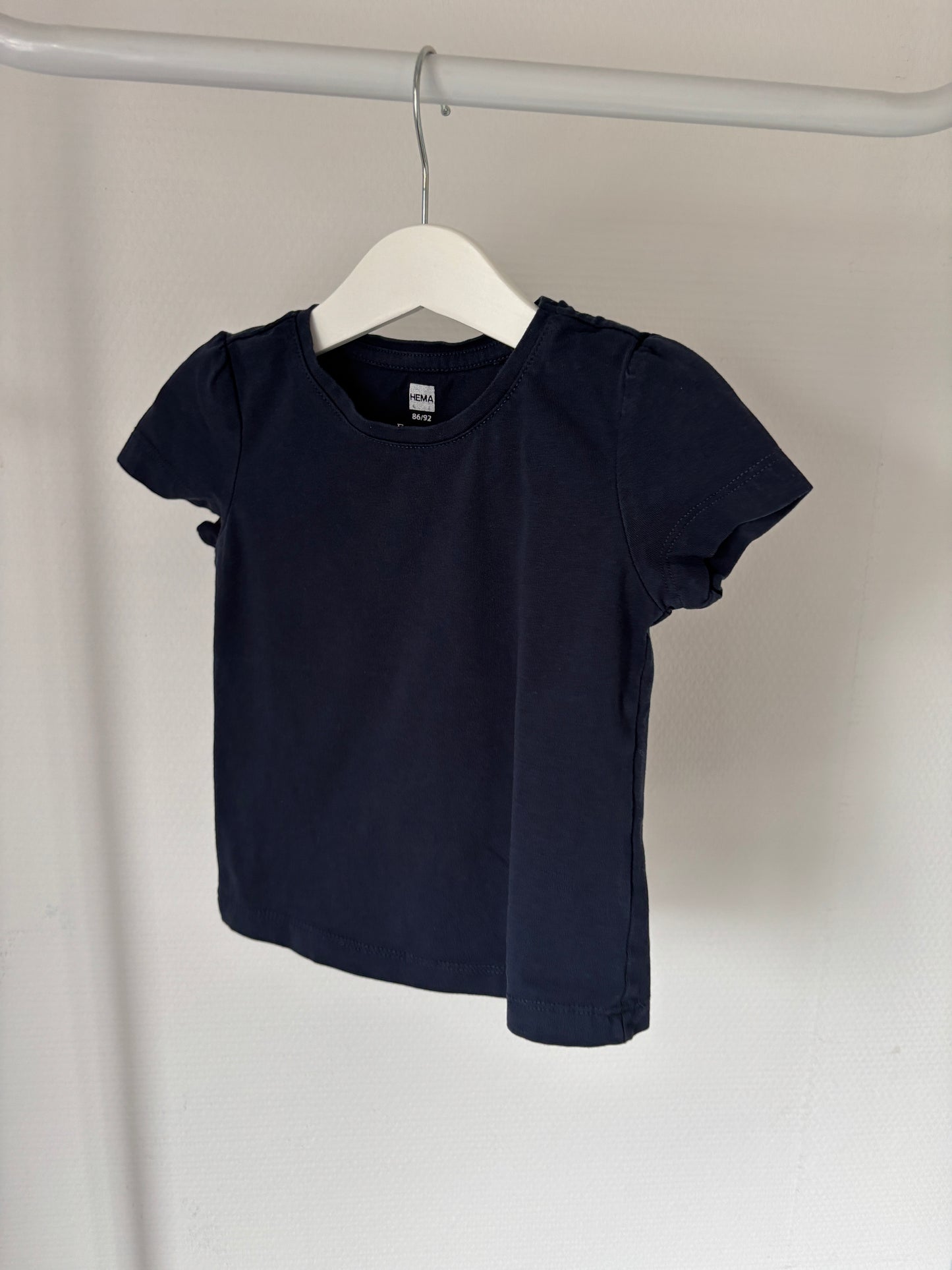 Marineblauwe basic T-shirt