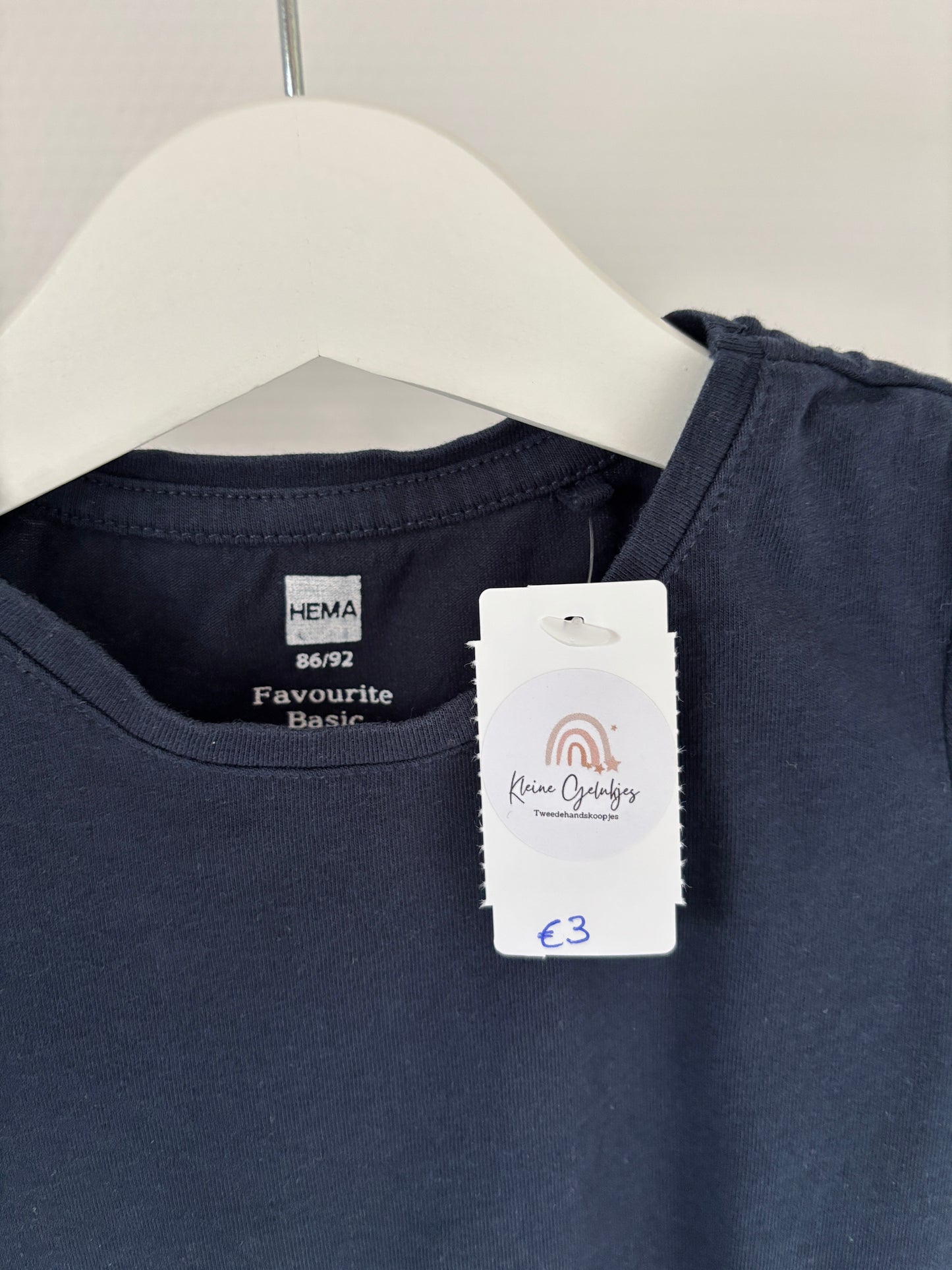 Marineblauwe basic T-shirt