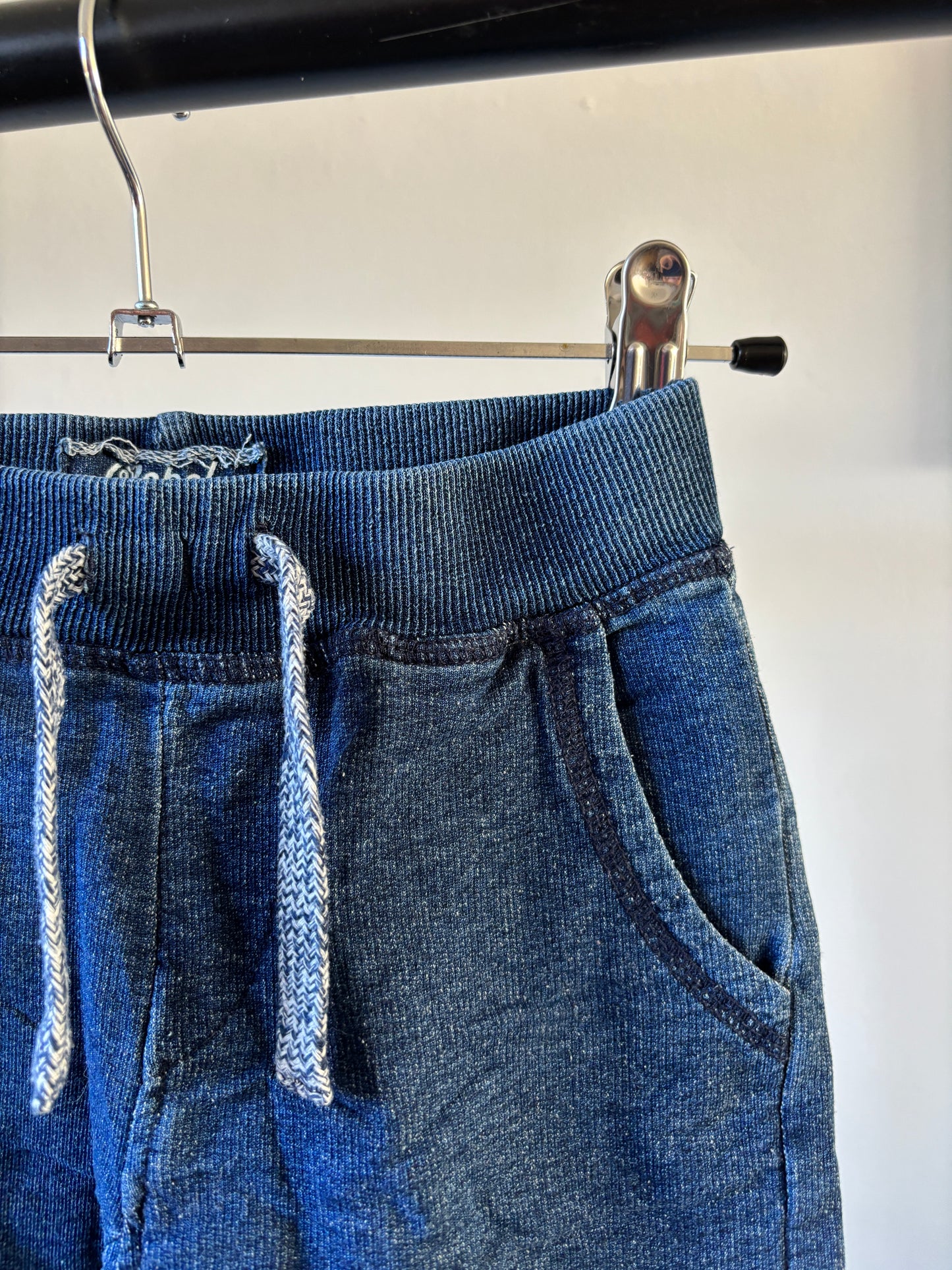 Rebel joggingshort 98 - zeer goede staat ⚡