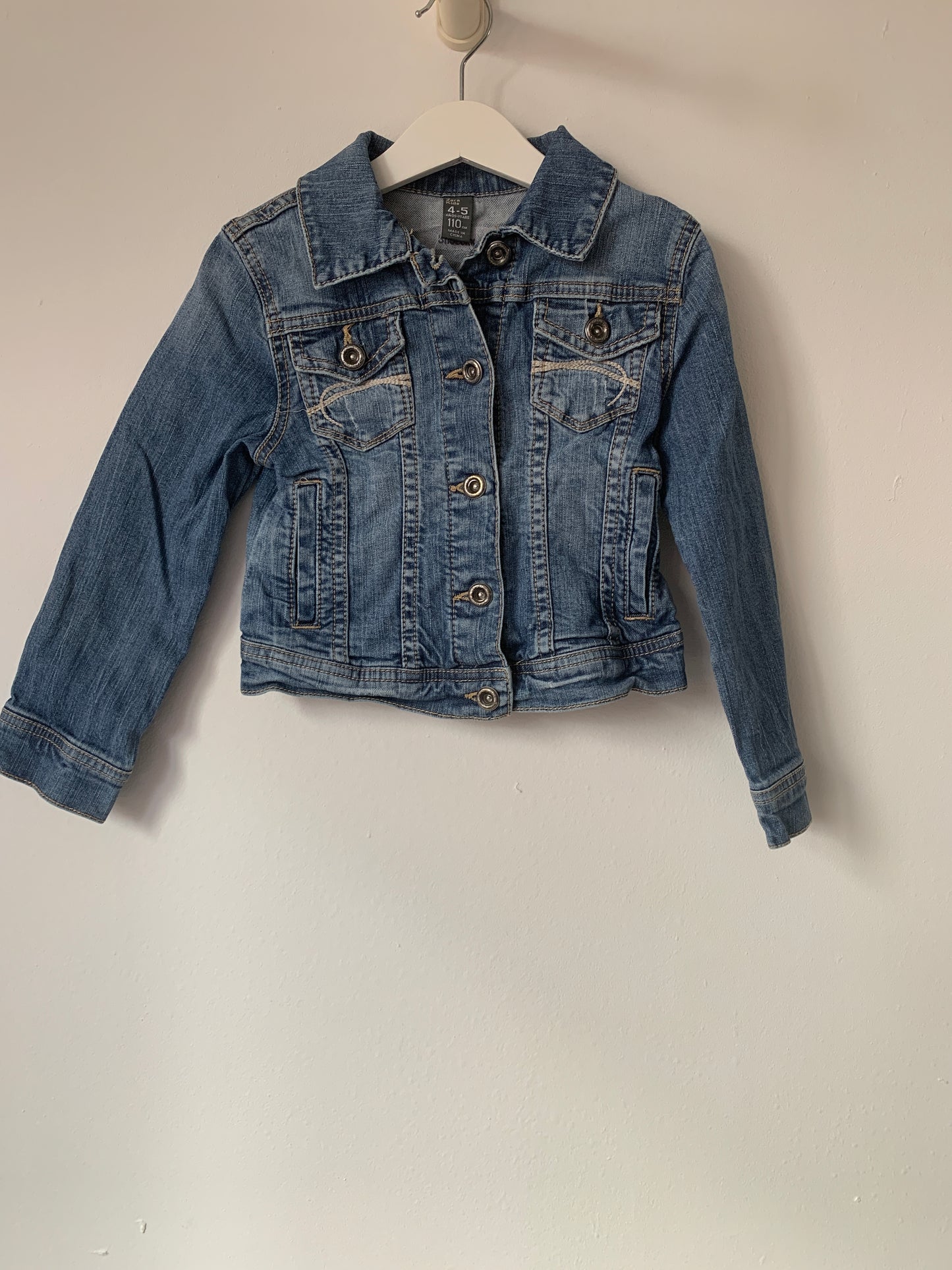 Zara jeansjas 110 - zeer goede staat ⭐