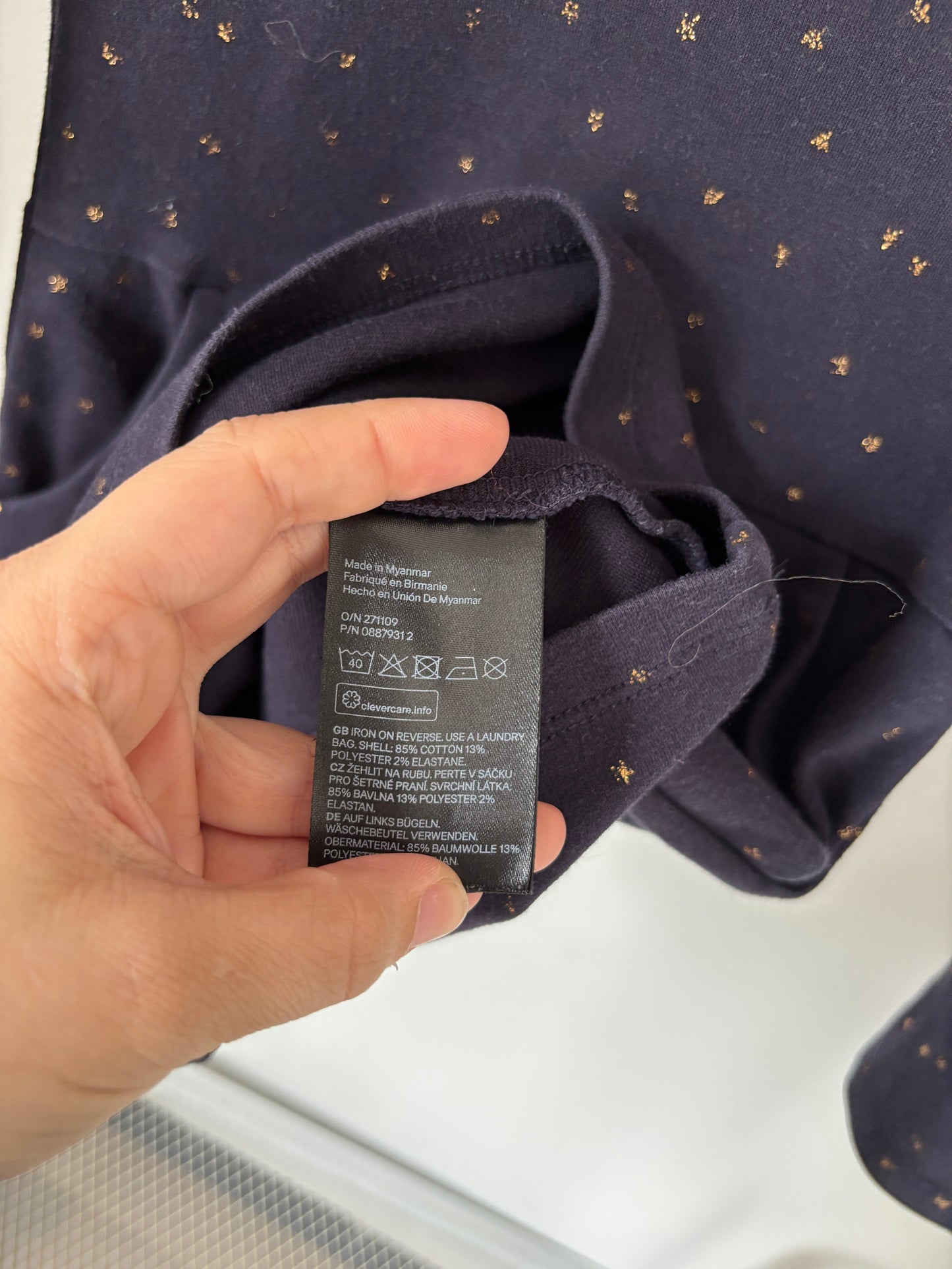 Marineblauw jurkje met sterretjes