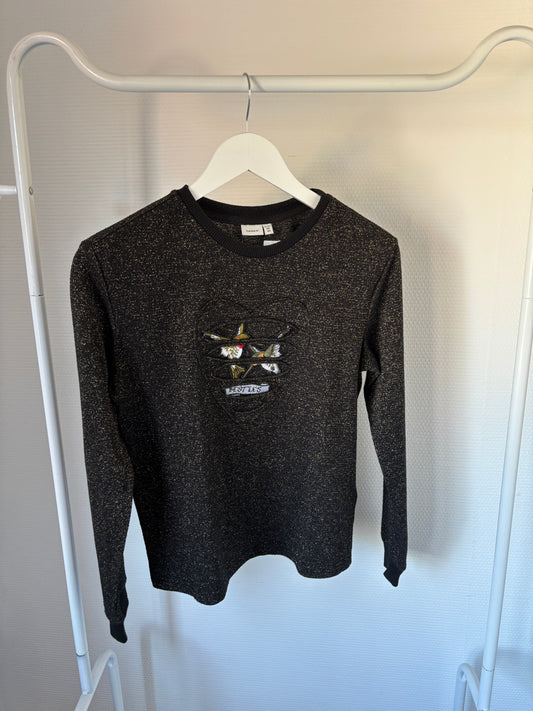 Zwarte trui met gouden glitterdraad