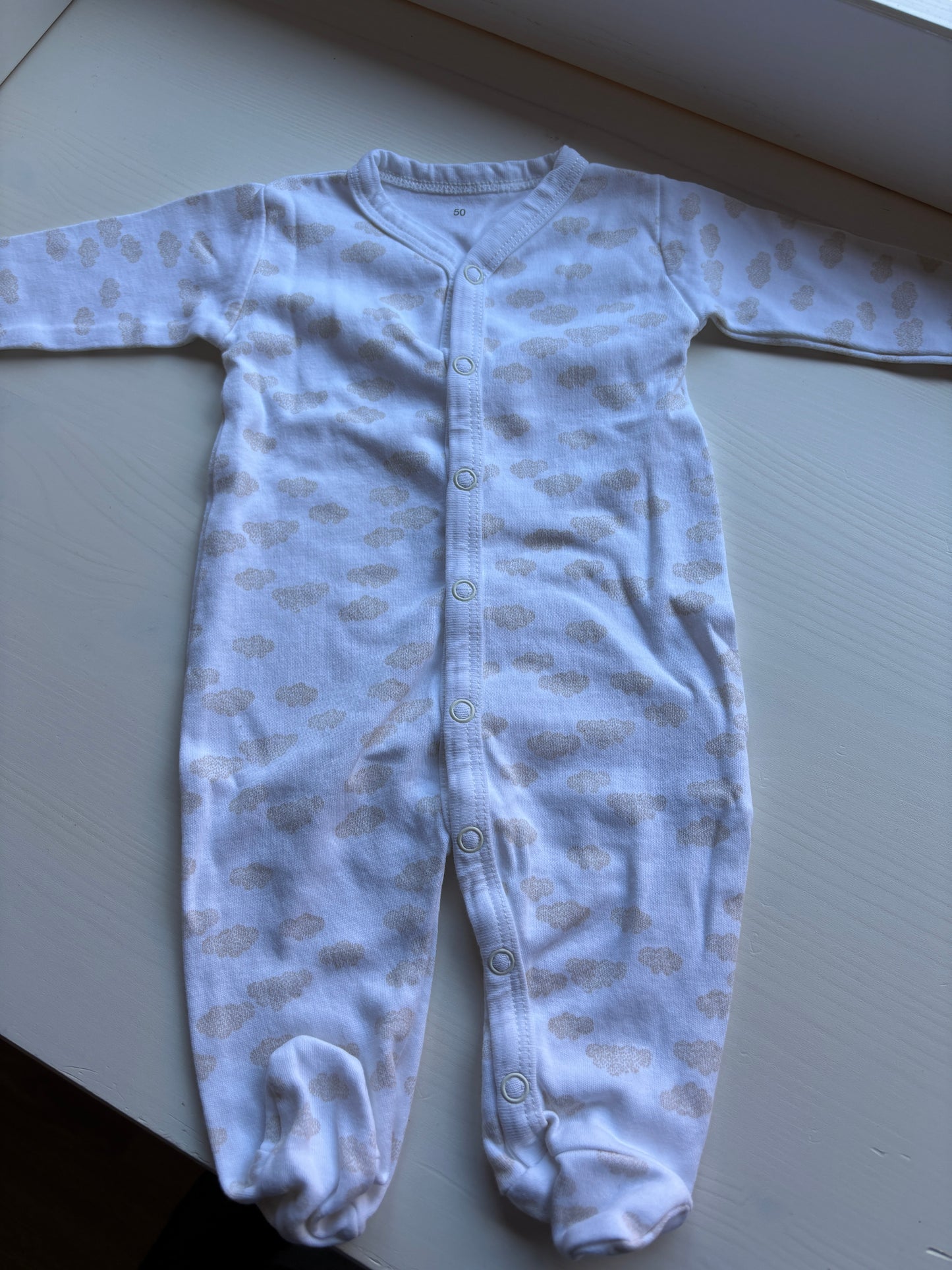 Witte eendelige pyjama