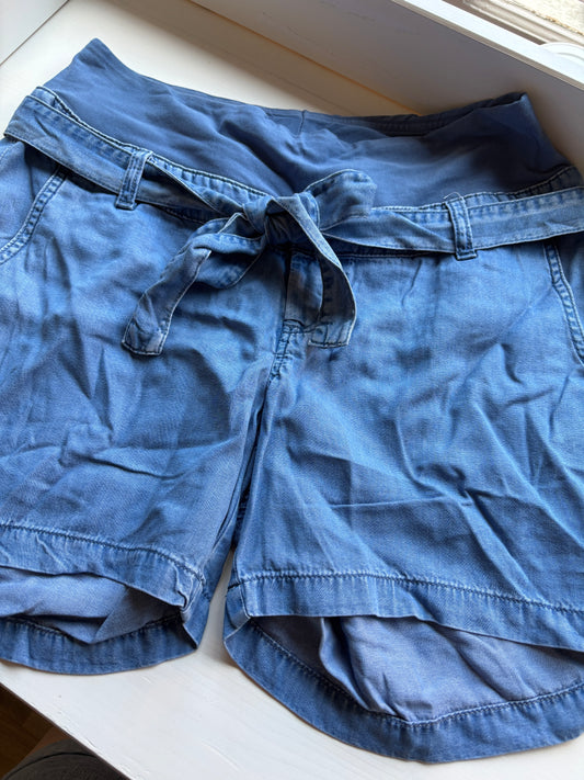 Lichtblauwe zwangerschapsshort