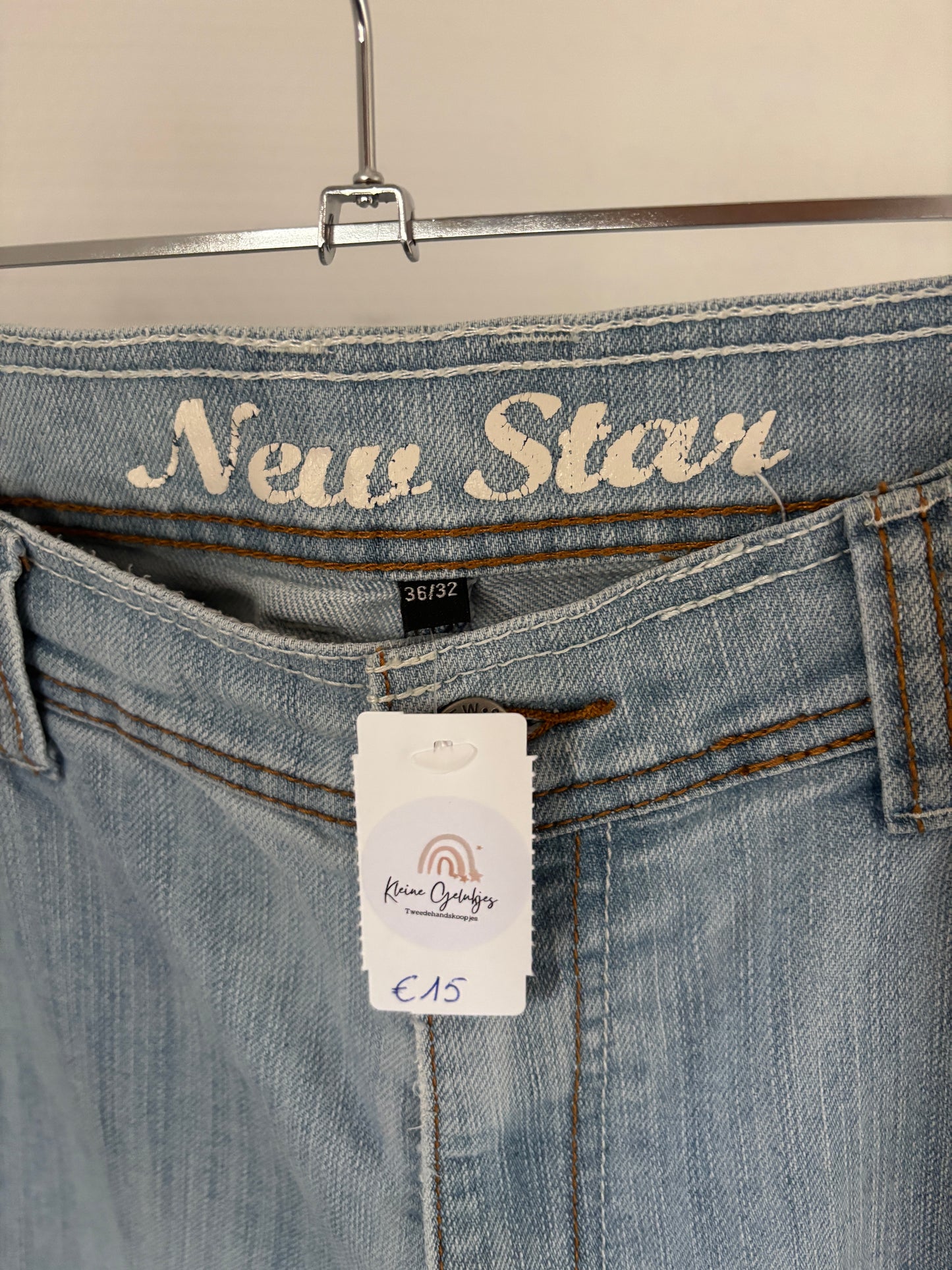 Lichtblauwe straight jeansbroek