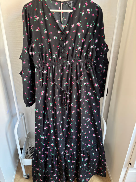 Zwarte lange zwangerschapsjurk met lange mouwen