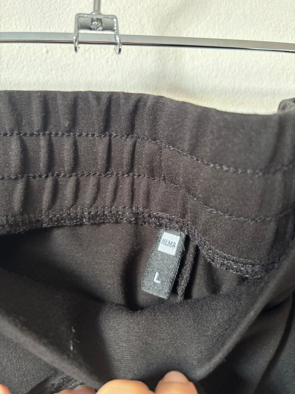 Zwarte broek |  Hema | L