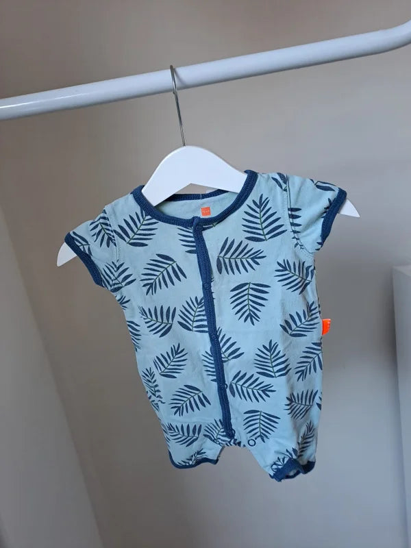 Lichtblauw zomerboxpakje