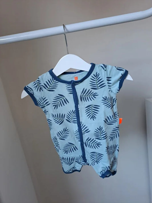 Lichtblauw zomerboxpakje