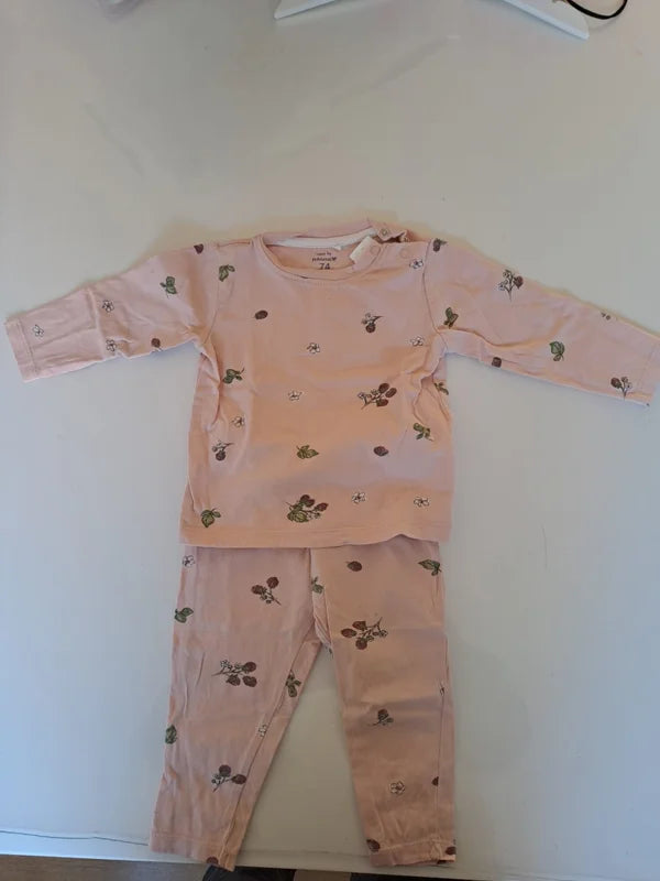 Lichtroze tweedelige pyjama