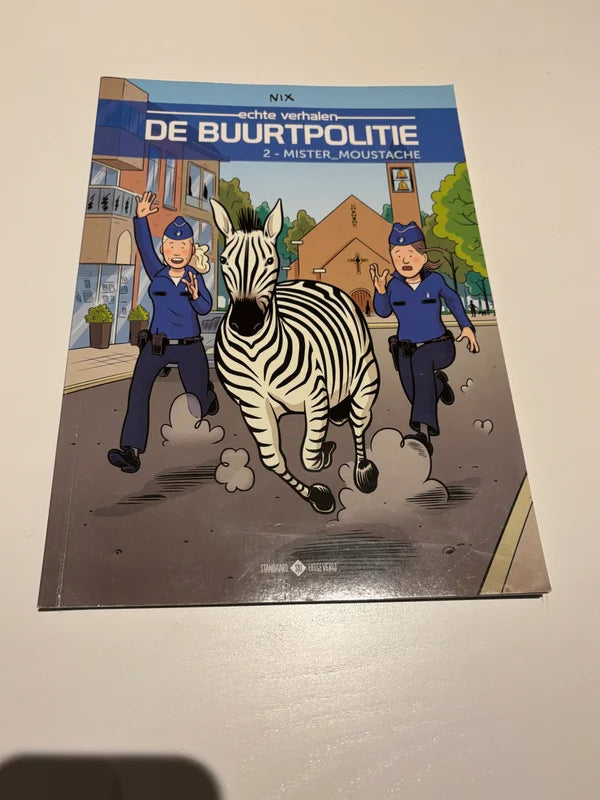 Nix - Echte verhalen de buurtpolitie (2): Mister Moustache