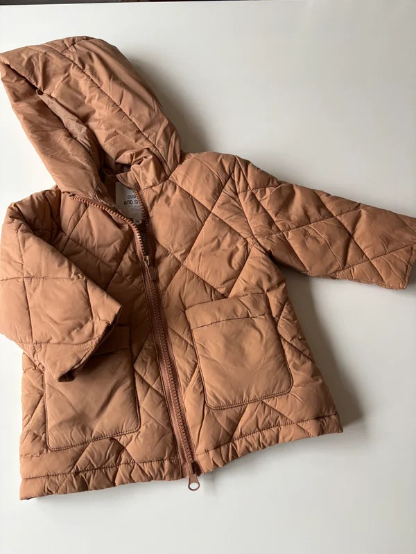 Bruinbeige winterjas