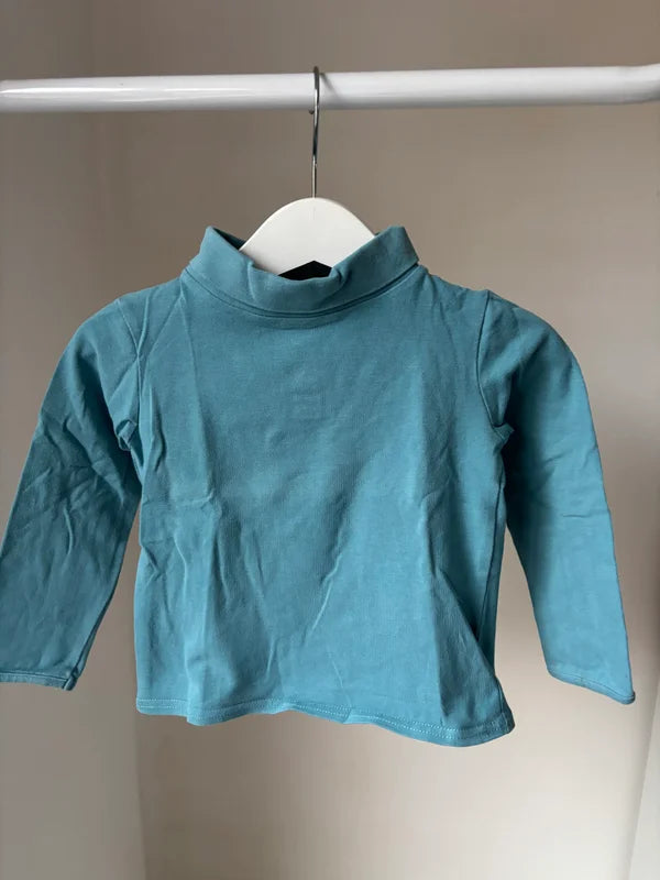 Blauwe longsleeve met rolkraag