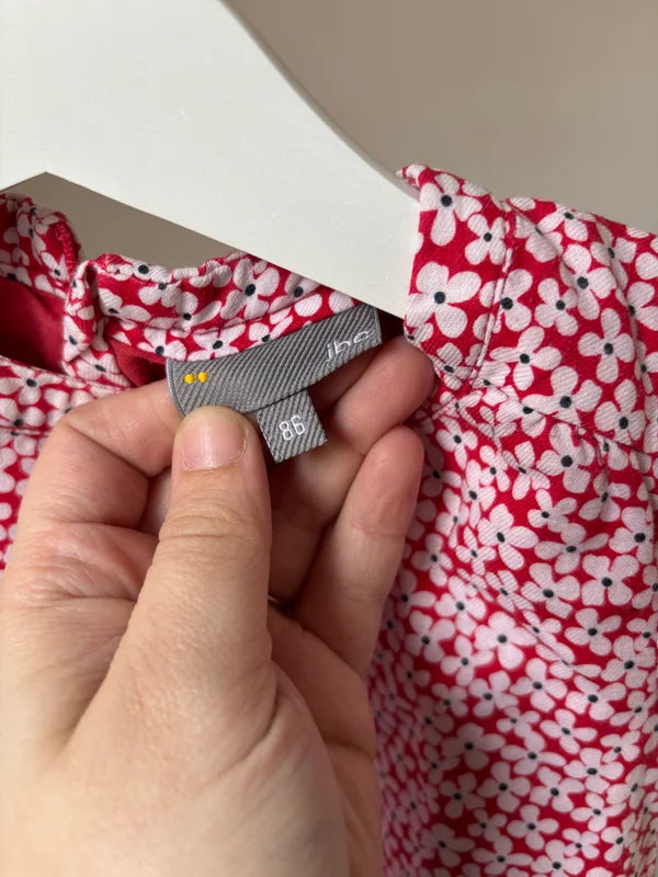 Rood jurkje | jbc | 86