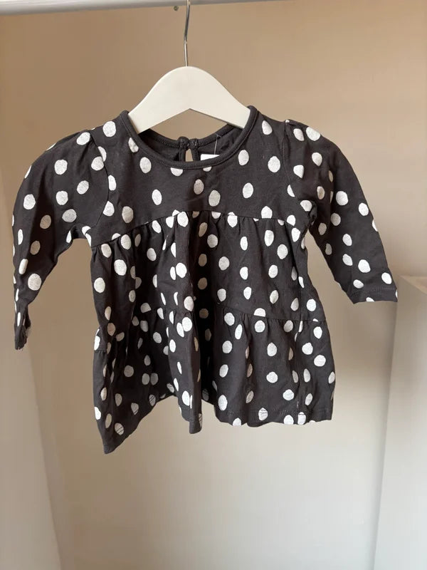 Donkergrijze gestippelde longsleeve