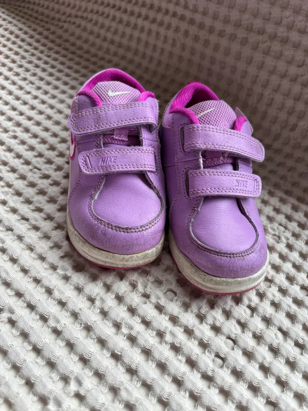 Paarse sneakers | Nike | 25