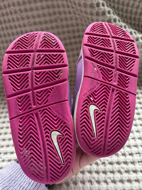 Paarse sneakers | Nike | 25