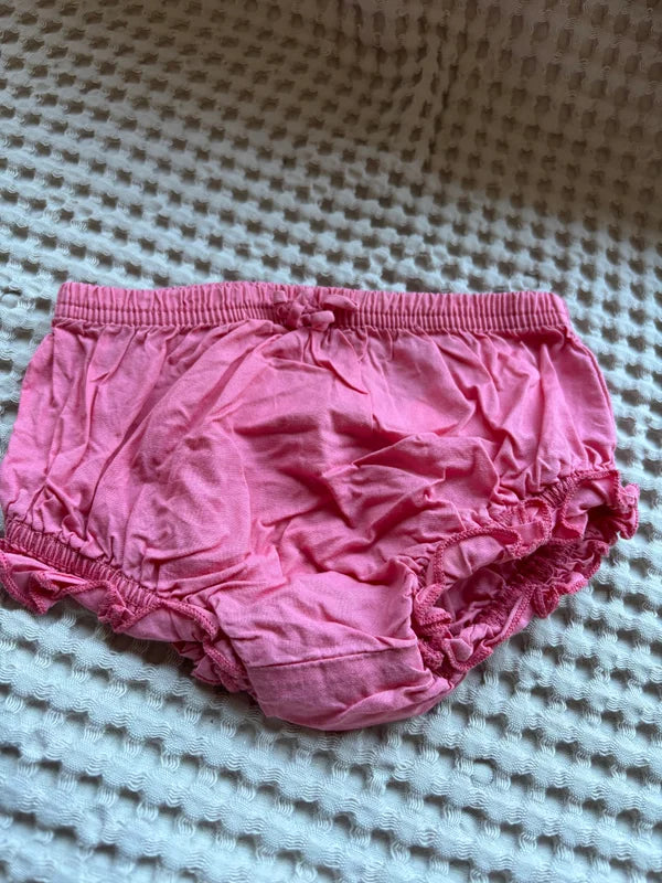 Roze pamperbroekje