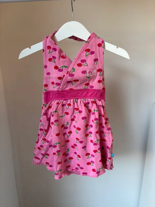 Roze jurk met kersjes