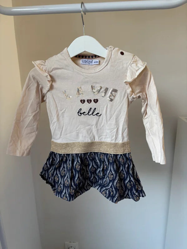 Crèmekleurig jurkje