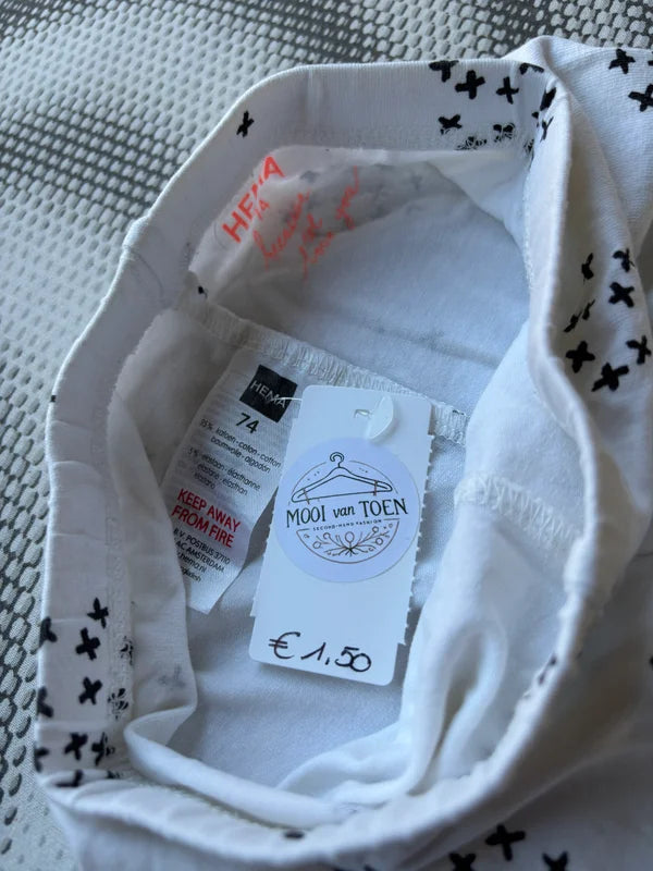 Witte legging met kruisjes
