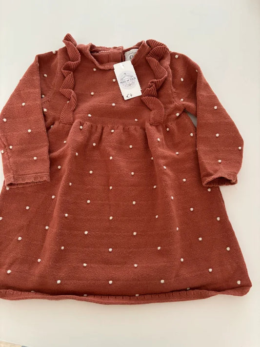 Bruine gestippelde jurk