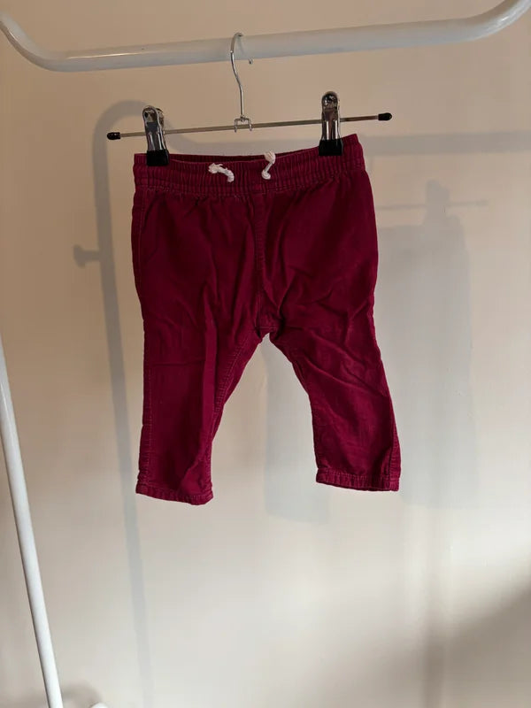 Wijnrode ribfluwelen broek