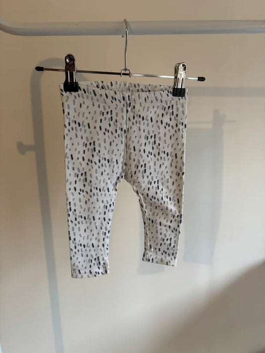 Witte legging met streepjes