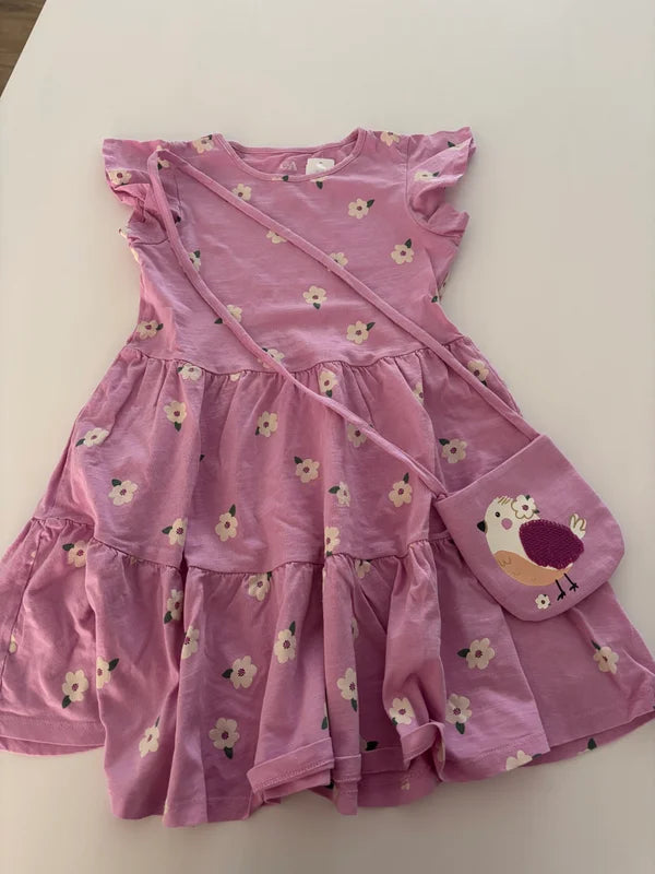 Lichtroze set: jurkje en schoudertasje