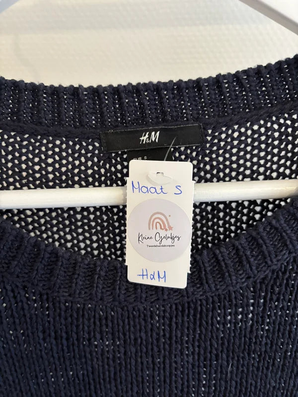 Marineblauwe trui met korte mouwen