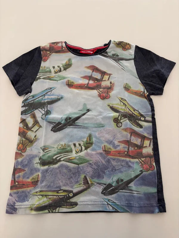T-shirt met vliegtuigen