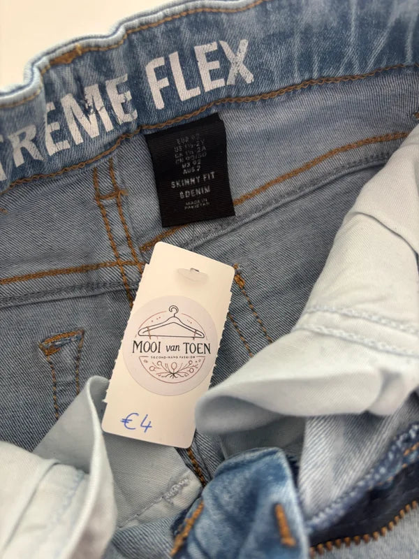 Lichtblauwe jeansbroek