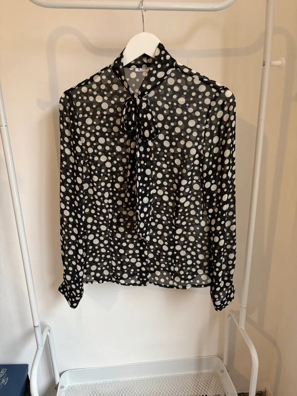 Zwarte blouse met stippen