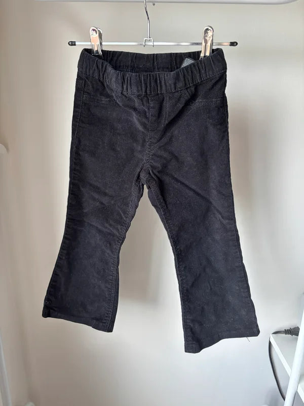 Zwarte flared ribfluwelen jegging