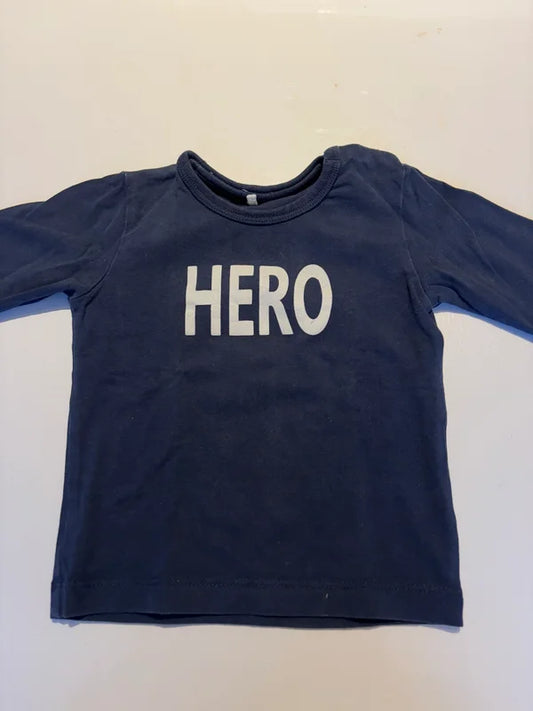 Marineblauwe longsleeve "Hero"