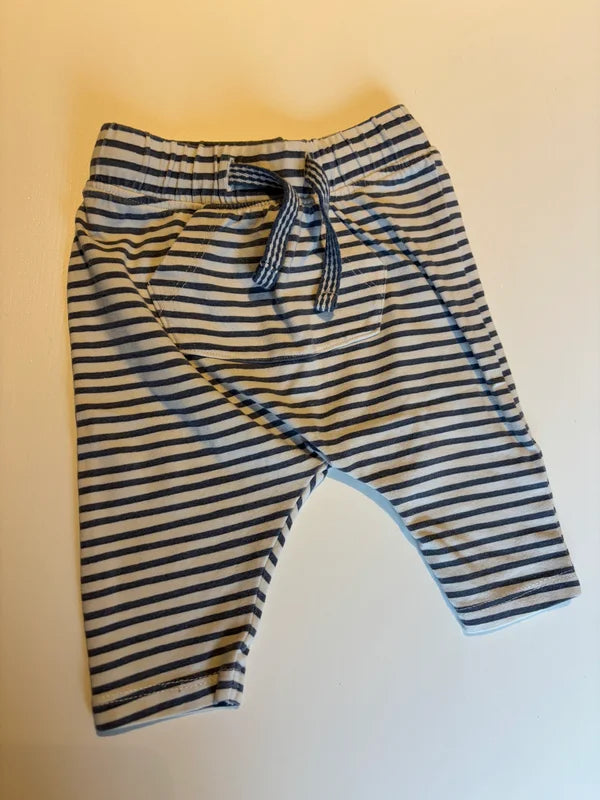 Gestreept broekje